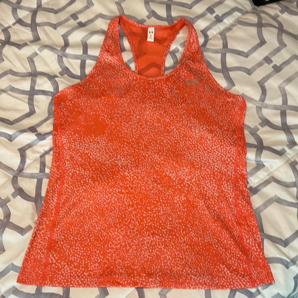 Women’s Under Armour HeatGear Racerback Tank. Size large